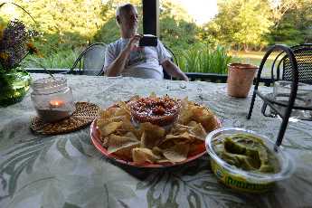 Click to see 24 Munchies.JPG