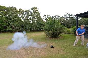 Click to see 25 Salute.JPG