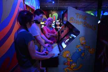 Click to see 51 Homer's Birthday.JPG