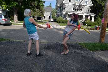 Click to see 63 Chapin Yard Sale.JPG