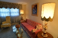 Click to see 04 Living Room 03.jpg