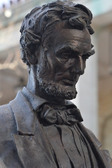 Click to see 17 Abraham Lincoln.jpg