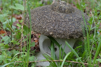 Click to see 09 Stone Lantern.jpg