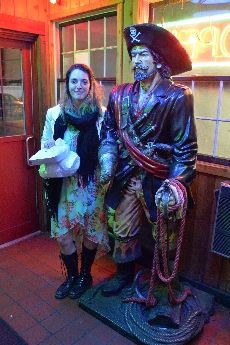 Click to see 30 City Island 04.jpg