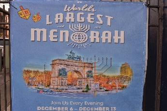 Click to see 44 K&L Brunch 07.jpg