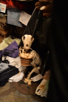 Click to see 53 Morbid Flea Market 07.jpg