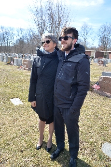 Click to see 18 Lucy and Stewart.jpg