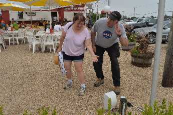 Click to see 25 His Master's Voice.JPG