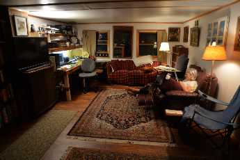 Click to see 41 Whitney Point Living Room.JPG