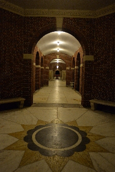 Click to see 08 Roosevelt Baths 02.jpg