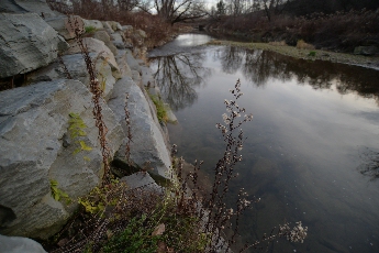 Click to see 30 Twin Tunnels 02.jpg