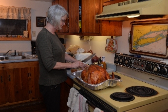 Click to see 33 25th Turkey Day.jpg