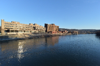 Click to see 20 Esplanade.jpg