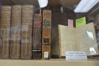 Click to see 06 Chipewyan Writing.jpg