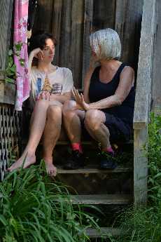 Click to see 03  Porch Portraits.JPG