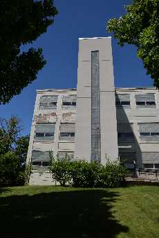 Click to see IBM 14 Glass Tower.JPG