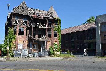 Click to see Ruins 01.JPG