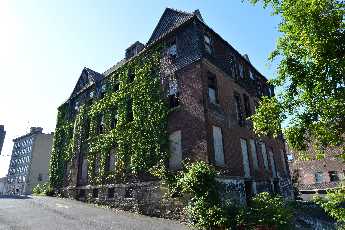 Click to see Ruins 03.JPG