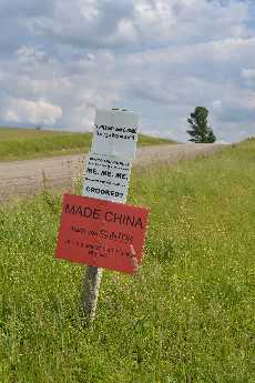 Click to see Signs 01.JPG